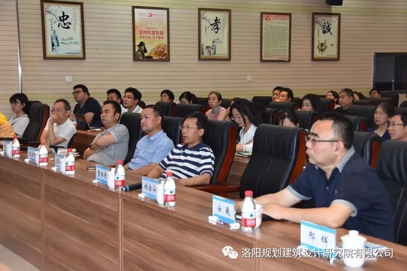 1567992743409232.jpg 640.webp.jpg