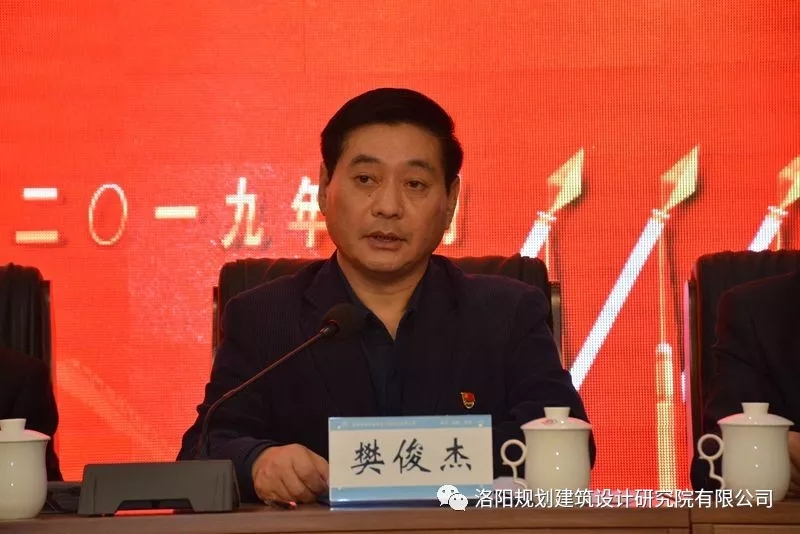 1572402439312109.jpg 640.webp (4).jpg