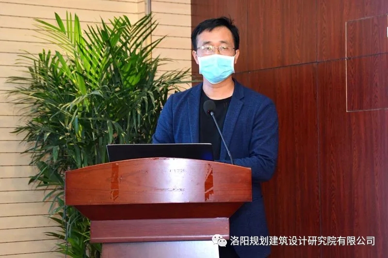 1586745300908185.jpg 640.webp (7).jpg