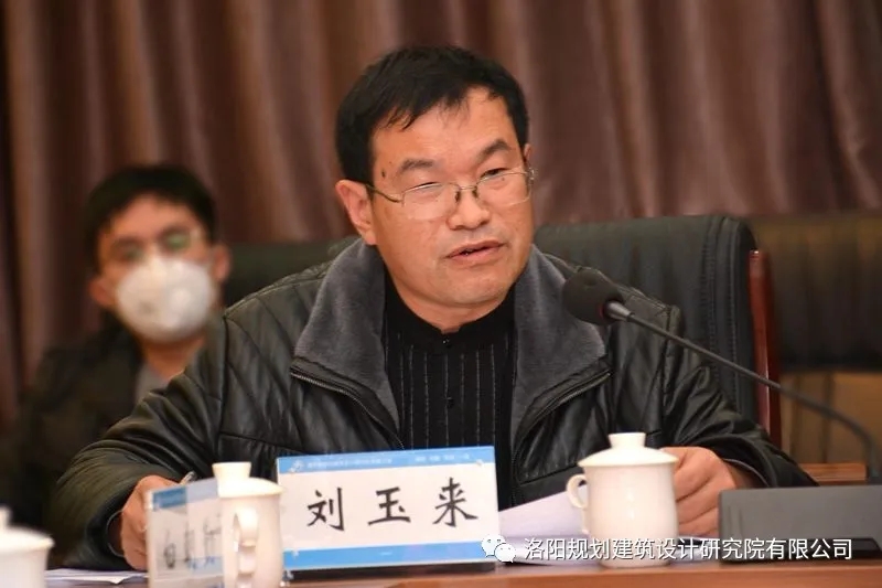 1586745360107579.jpg 640.webp (11).jpg