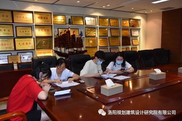 1592464664284397.jpg 640.webp (3).jpg